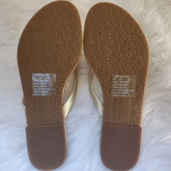 KATE SPADE Petit Flip Flop Sandals - Picture 4 of 4